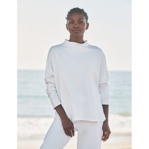 Frank & Eileen EFFIE
Long-Sleeve Funnel Neck Capelet medium